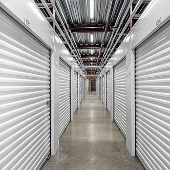 Extra Space Storage - 7424 - Interior Units - Self Storage Near Me - Sarasota, Florida