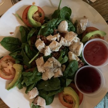 Two Rivers Grill - Spinach bacon avocado salad with chicken - American Near Me - Garden Valley, Idaho