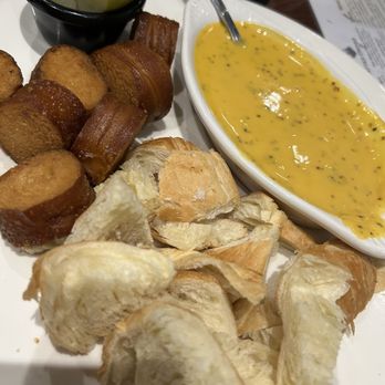 Local Goat - Beer cheese appetizer with fried pretzels and bread and apples - Burgers Near Me - Ooltewah, Tennessee