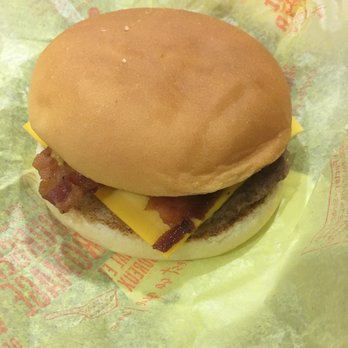 McDonald's - Cheeseburger with bacon - Fast Food Near Me - Cowansville, Quebec McDonald's - Cheeseburger with bacon - Fast Food Near Me - Cowansville, Quebec