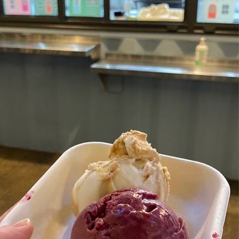 Jeni's Splendid Ice Creams - Ice Cream & Frozen Yogurt Near Me - Tampa, Florida Jeni's Splendid Ice Creams - Ice Cream & Frozen Yogurt Near Me - Tampa, Florida