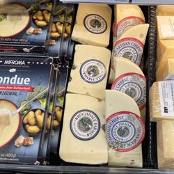 Mississippi Market Food Co-op - Cheese