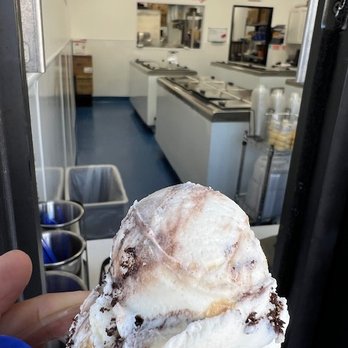 Handels Homemade Ice Cream - Cold ice cream - Ice Cream & Frozen Yogurt Near Me - Redlands, California Handels Homemade Ice Cream - Cold ice cream - Ice Cream & Frozen Yogurt Near Me - Redlands, California