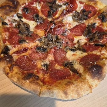 Champagnes Kitchen - pepperoni and mushroom pizza - Breakfast & Brunch Near Me - Huntington Beach, California
