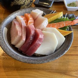 Chirashi Don