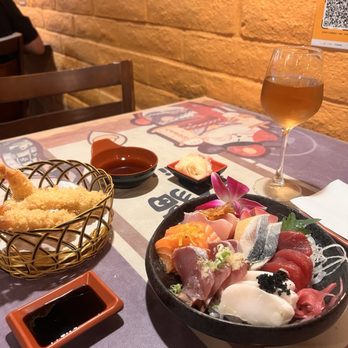 Sushi Koya - Chirashi (20 Pieces) - Sushi Bars Near Me - San Jose, California Sushi Koya - Chirashi (20 Pieces) - Sushi Bars Near Me - San Jose, California