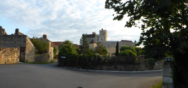 Château de Beynac by null