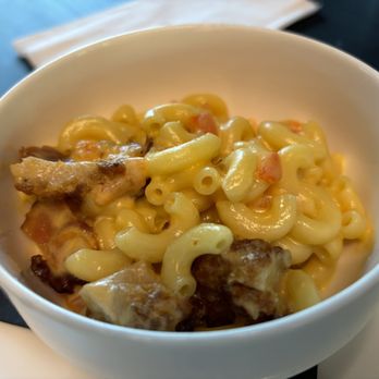 Barrel & Bacon - Happy Hour Buffalo Mac - Cocktail Bars Near Me - Seattle, Washington Barrel & Bacon - Happy Hour Buffalo Mac - Cocktail Bars Near Me - Seattle, Washington