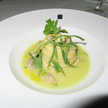 La Sponda - Linguini and clams - Bars Near Me - Positano, SA
