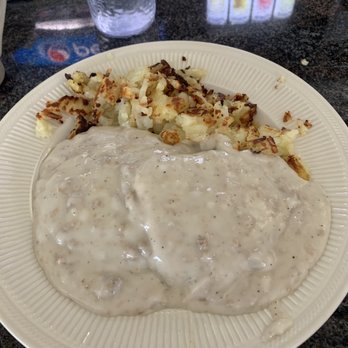 Lincoln Diner - Sausage gravy and biscuits - Diners Near Me - Gettysburg, Pennsylvania Lincoln Diner - Sausage gravy and biscuits - Diners Near Me - Gettysburg, Pennsylvania