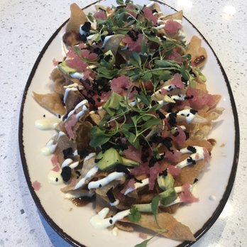 SeventyOne - Ahi tuna nachos - American Near Me - Snowbird, Utah
