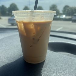 Packhouse Coffee Company - Cupcake iced latte