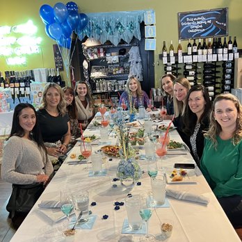 Screwtop Wine Bar - A happy group of ladies! - Wine Bars Near Me - Arlington, Virginia Screwtop Wine Bar - A happy group of ladies! - Wine Bars Near Me - Arlington, Virginia