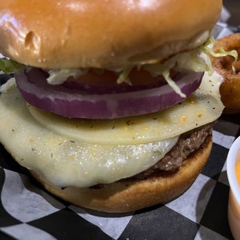Beef 'O' Brady's - O'Brady burger. Look at those spices and that cheese. - Sports Bars Near Me - Hilliard, Ohio Beef 'O' Brady's - O'Brady burger. Look at those spices and that cheese. - Sports Bars Near Me - Hilliard, Ohio