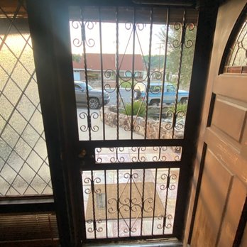 The Screen Pro - BEFORE PICTURE This is the main front door entry with old broken screen mesh. Our cat would sneak out from the ripped area. - Shades & Blinds Near Me The Screen Pro - BEFORE PICTURE This is the main front door entry with old broken screen mesh. Our cat would sneak out from the ripped area. - Shades & Blinds Near Me