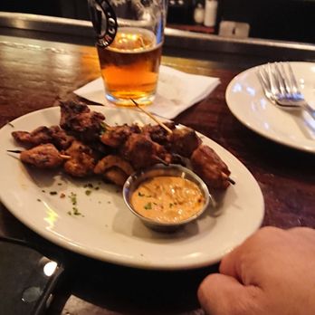 Wildfire - Grilled chicken kebob - American Near Me - Lincolnshire, Illinois