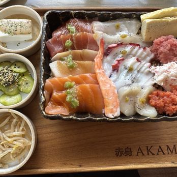 Akami Sushi - Chirashi - Sushi Bars Near Me - Arcadia, California