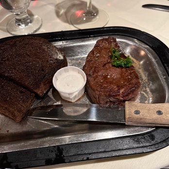 Monte Carlo - Filet - Steakhouses Near Me - Minneapolis, Minnesota