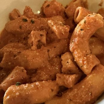 Positano Ristorante - Rigatoni Alla Vodka with chicken - Italian Near Me - Oakbrook Terrace, Illinois