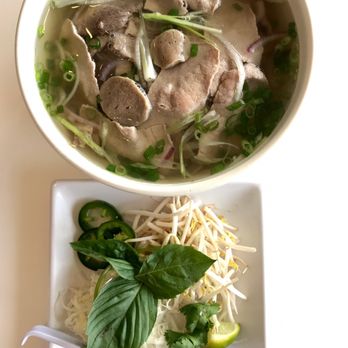 Ava Street Cafe - The Works Pho with veggie broth - Vietnamese Near Me - Baton Rouge, Louisiana