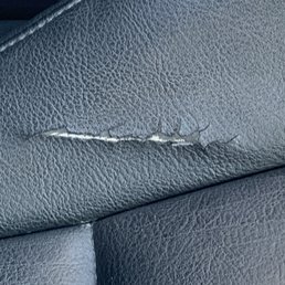 Tear on the drive seat