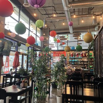 Papa Kitchen - Ambience roomy beautiful - Vietnamese Near Me - Seattle, Washington Papa Kitchen - Ambience roomy beautiful - Vietnamese Near Me - Seattle, Washington