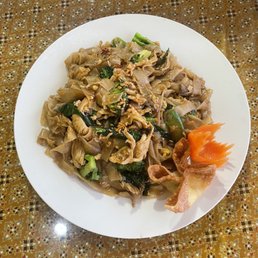 Chicken pad sew eaew