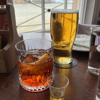 Trafalgar Tavern - cocktails - Pubs Near Me - London, XGL Trafalgar Tavern - cocktails - Pubs Near Me - London, XGL