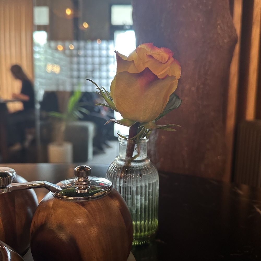 Flourish Cafe - Coffee & Tea Near Me - Newtown, Pennsylvania