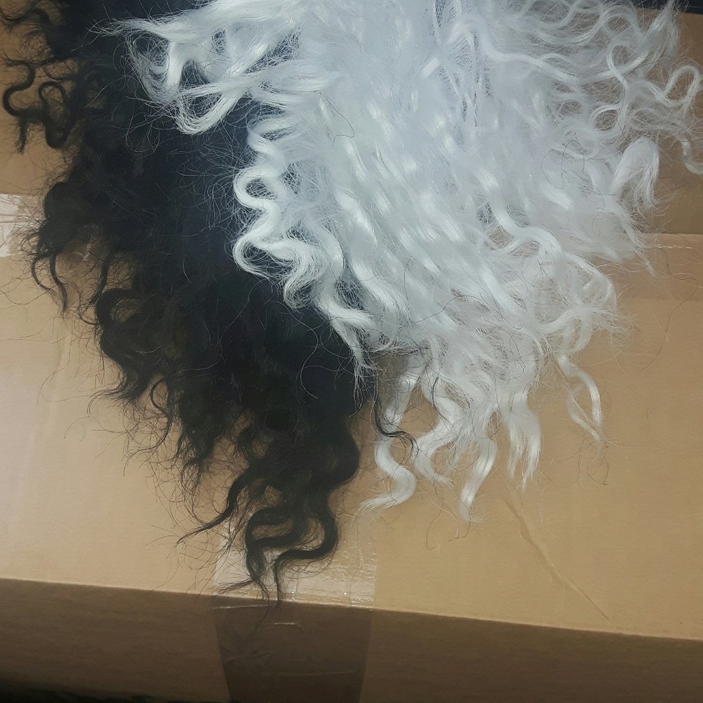 TheCostumeShop.ie - Wig was only taking out of packaging for photo as you can see it is still sitting on the box it came in - Fashion Near Me - Portlaoise, LS TheCostumeShop.ie - Wig was only taking out of packaging for photo as you can see it is still sitting on the box it came in - Fashion Near Me - Portlaoise, LS