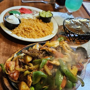 Zendejas Mexican Grill - Fajitas with steak, shrimp and chicken...with rice, beans and tortillas - Mexican Near Me - Rancho Cucamonga, California