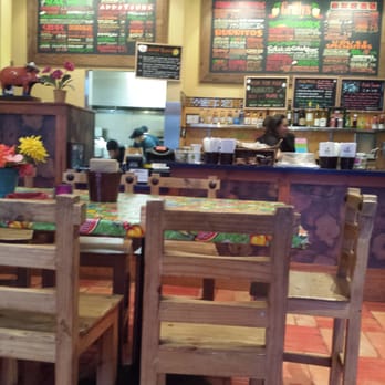 Grilly's Restaurant - Mexican Near Me - Mill Valley, California