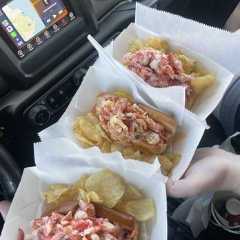 Bite Into Maine - Lobster roll Connecticut style and curry style - Seafood Near Me - Cape Elizabeth, Maine Bite Into Maine - Lobster roll Connecticut style and curry style - Seafood Near Me - Cape Elizabeth, Maine