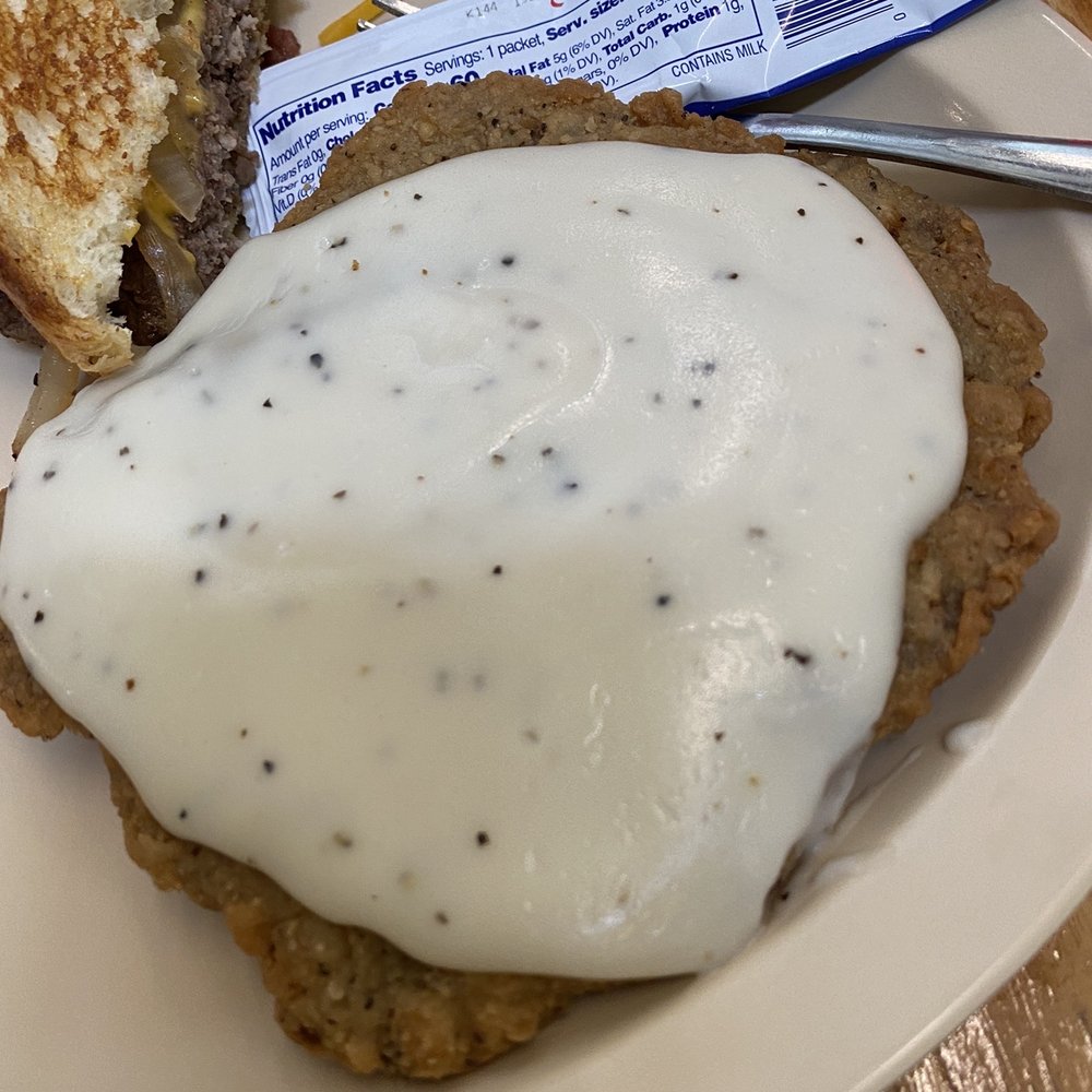 Red Barn Cafe - Country fried steak - Salad Near Me - Coldwater, Mississippi