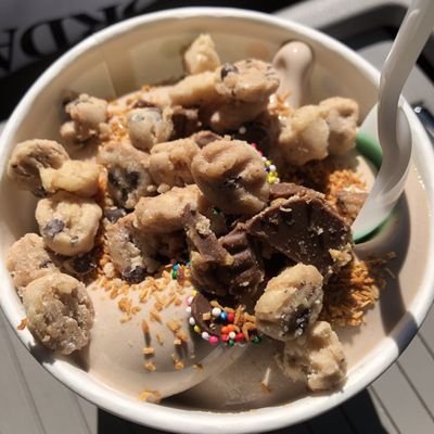 Coastal Frozen Yogurt by null