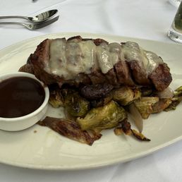 The beef and Brussels were tasteful.