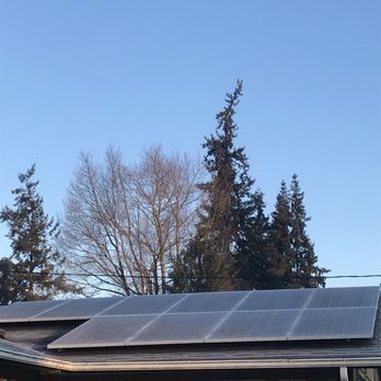 A&R Solar - Solar panel still work with frost on them  like I said solar panel work in Washington. So stop wait and go solar - Solar Installation Near Me - Seattle, Washington
