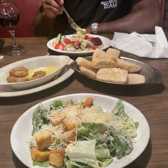 Café Milano - Caesar salad, fried artichoke hearts, breadsticks, and house salad - Italian Near Me - Conyers, Georgia Café Milano - Caesar salad, fried artichoke hearts, breadsticks, and house salad - Italian Near Me - Conyers, Georgia