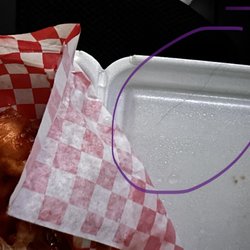Luckie's Barn & Grill - Hair in freakin chicken wings