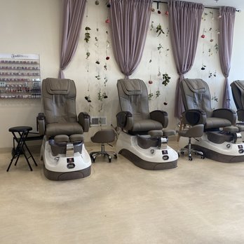 Organic Nail Spa - Inside - Nail Salons Near Me - Claremont, California