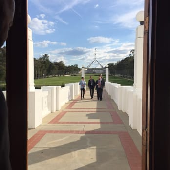 Old Parliament House - If you have a wedding here this is the view. - Museums Near Me - Parkes, ACT