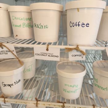 Frisbie's Dairy Barn - Ice Cream & Frozen Yogurt Near Me - New Britain, Connecticut