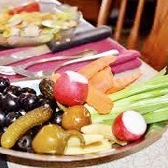 Schwarz's Supper Club - Relish Tray and salad - New American Near Me - New Holstein, Wisconsin