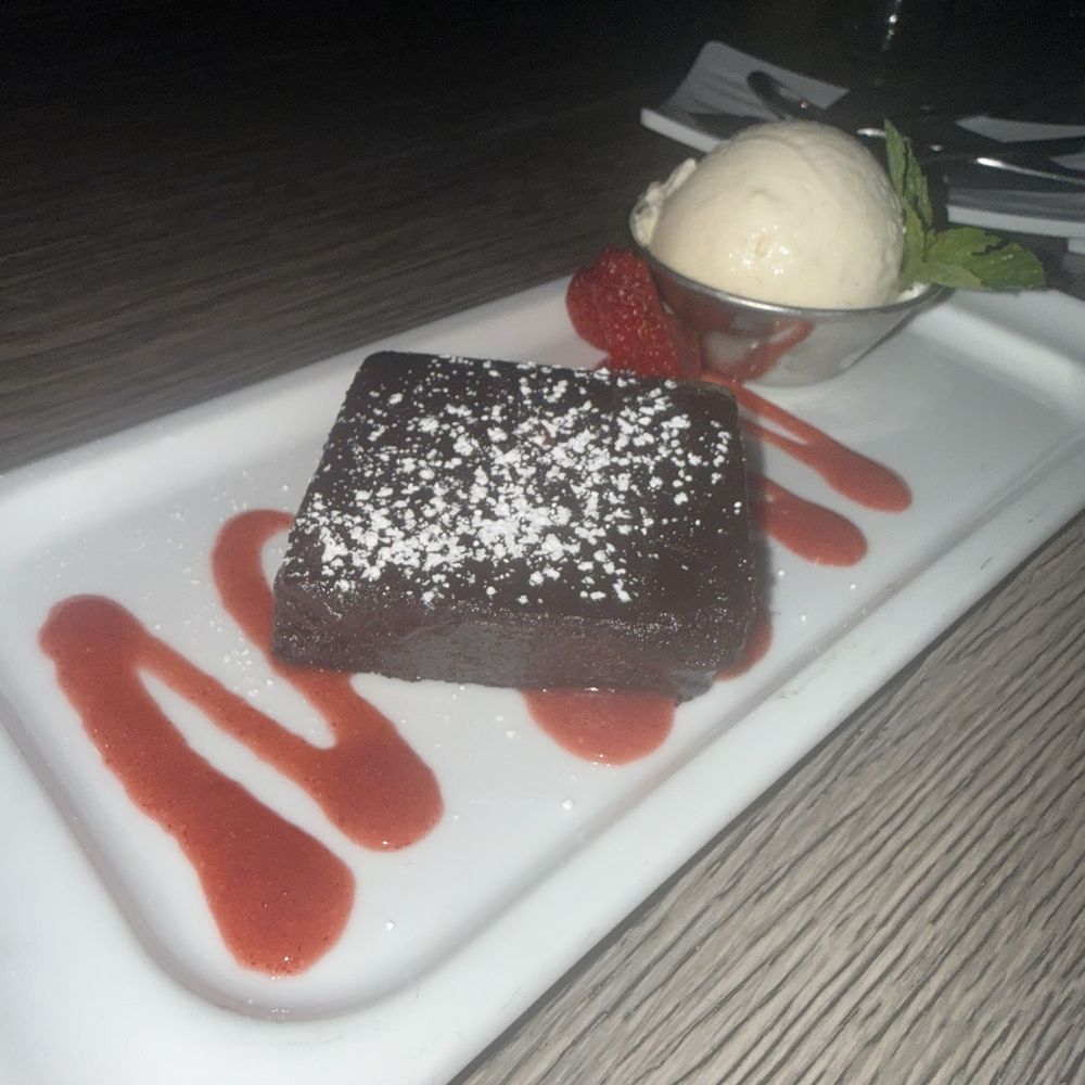 Flourless Dark Chocolate Cake Flourless Dark Chocolate Cake