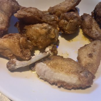 Yard House - Chicken Crispy Traditional Wings - New American Near Me - Washington, DC, District of Columbia