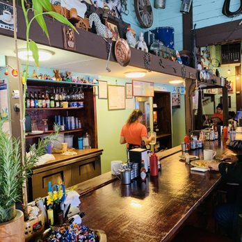 Pelton Cafe - The counter at this kitschy spot. - Breakfast & Brunch Near Me - San Leandro, California