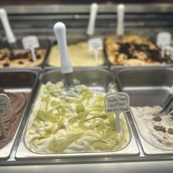Yume Gelato - we order a pint of pandan custard with vanilla gelato. - Gelato Near Me - Sacramento, California Yume Gelato - we order a pint of pandan custard with vanilla gelato. - Gelato Near Me - Sacramento, California