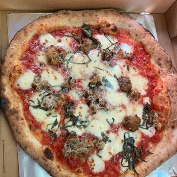 Lampo - Abruzzo pizza - Italian Near Me - Charlottesville, Virginia