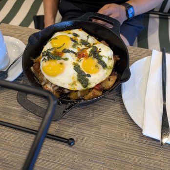 Neighbors - Breakfast skillet. I believe it too was new menu item - Breakfast & Brunch Near Me - Las Vegas, Nevada Neighbors - Breakfast skillet. I believe it too was new menu item - Breakfast & Brunch Near Me - Las Vegas, Nevada