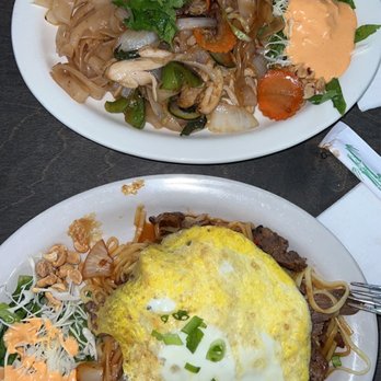 Laksa Nola - top- Drunken Noodles (Chicken) bottom- Omu-Noodles (Steak) - Burmese Near Me - New Orleans, Louisiana Laksa Nola - top- Drunken Noodles (Chicken) bottom- Omu-Noodles (Steak) - Burmese Near Me - New Orleans, Louisiana